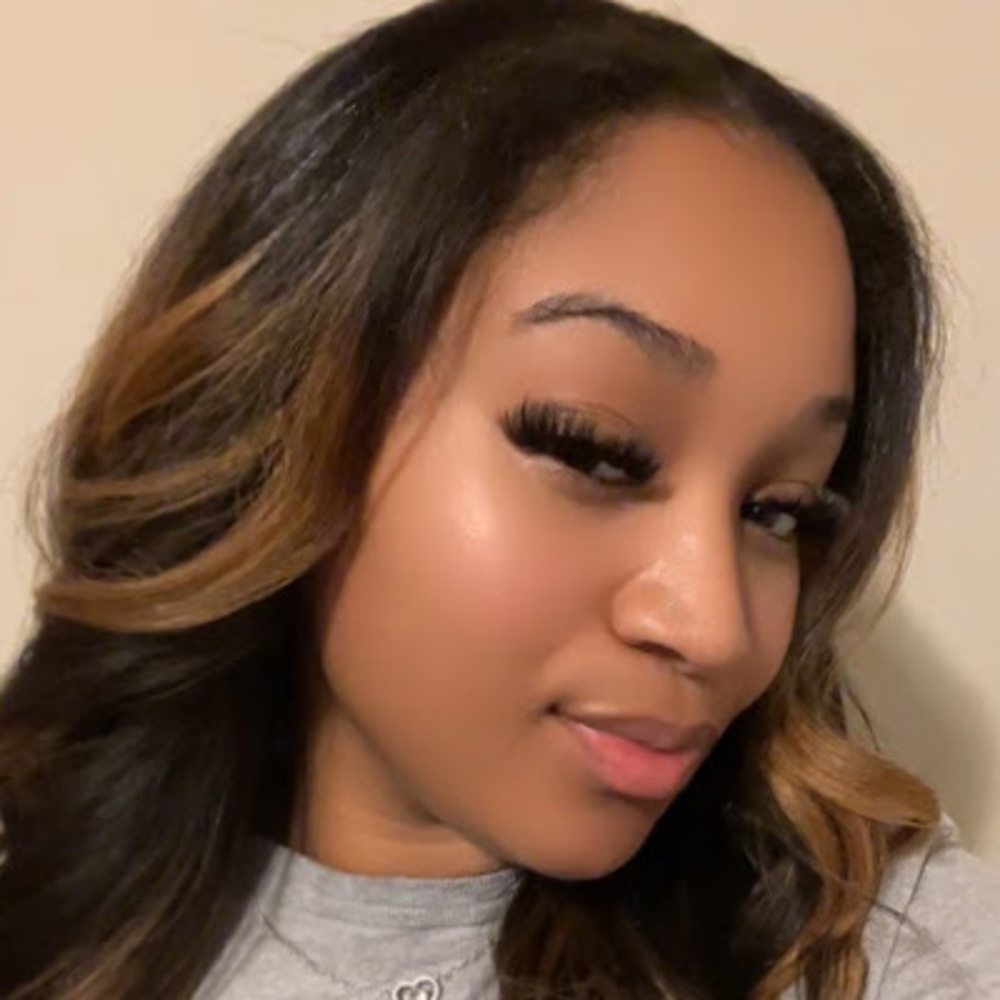 Meet your Posher, Amari